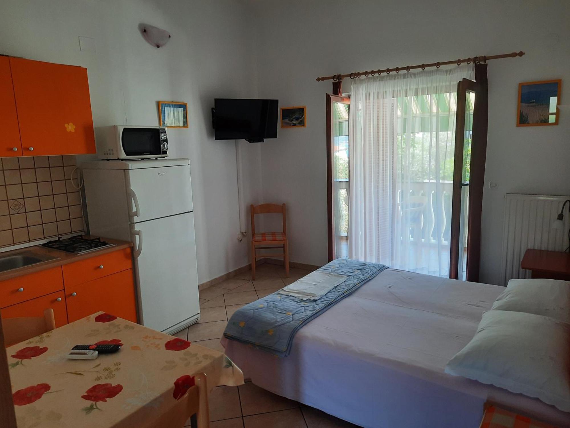 Apartmani Maver Sveti Filip i Jakov Buitenkant foto