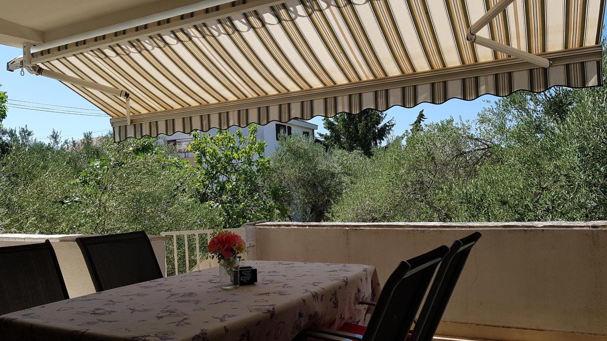 Apartmani Maver Sveti Filip i Jakov Buitenkant foto